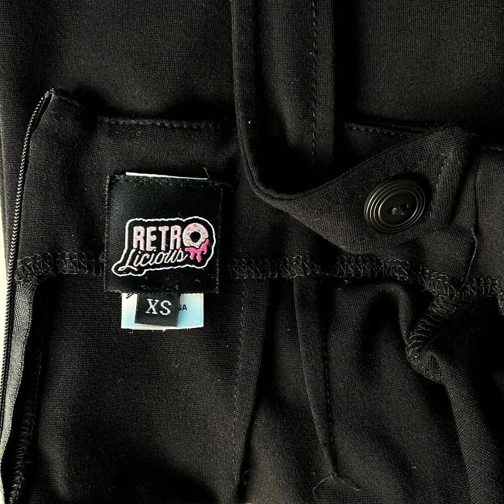 SOLD Retrolicious Cupid Jumper - Black Heart Bib Pinafore Mini Skater Dress - Picture 6 of 7